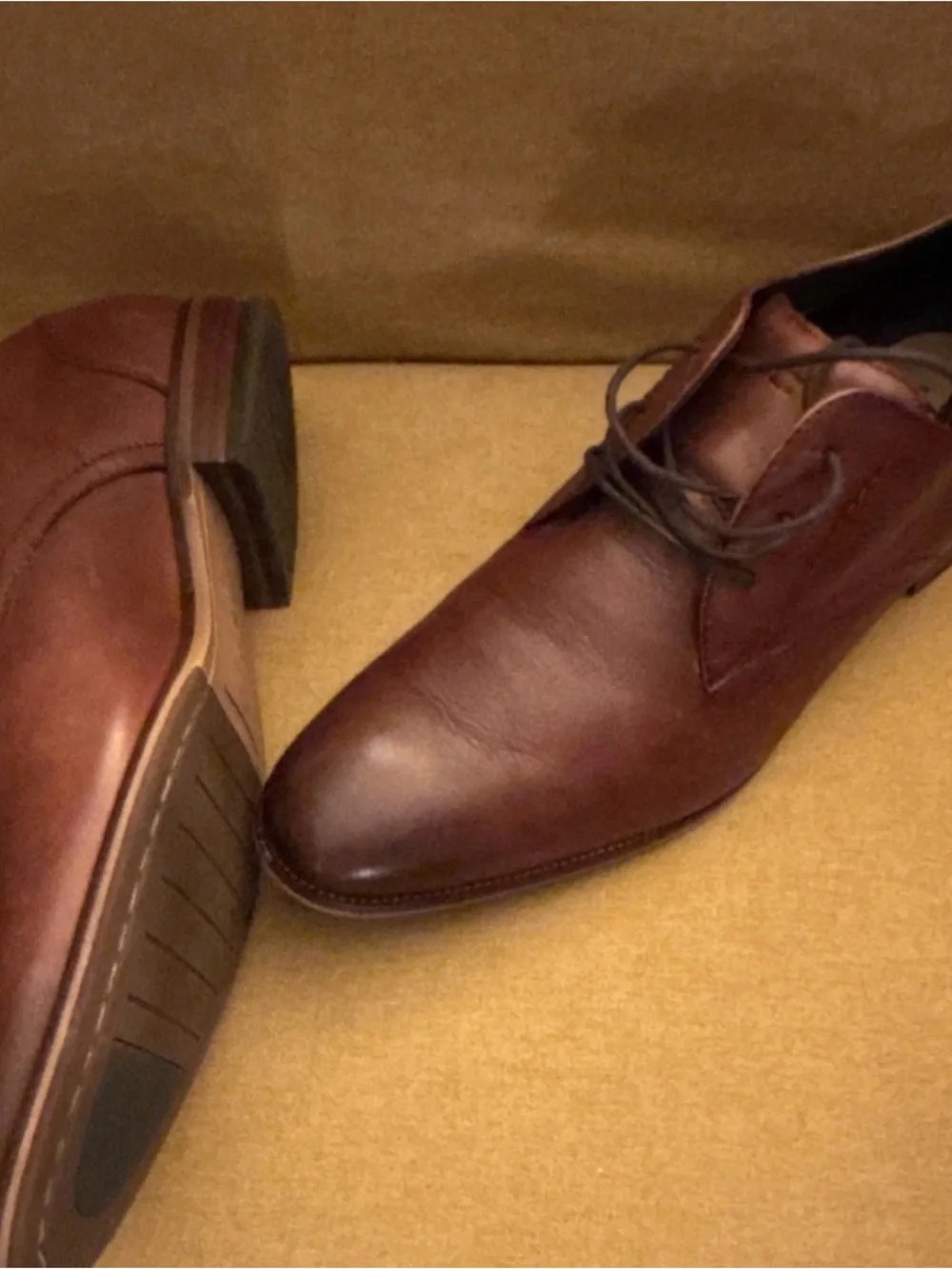 Florsheim Brown Leather Derby Lace-Up Almond Toe Men's Dress Shoes, Size 11. EUC